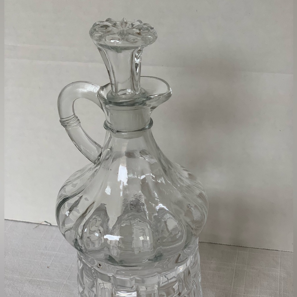 ANCHOR HOCKING | Vintage Glass Oil and Vinegar Cruet/Small Decanter